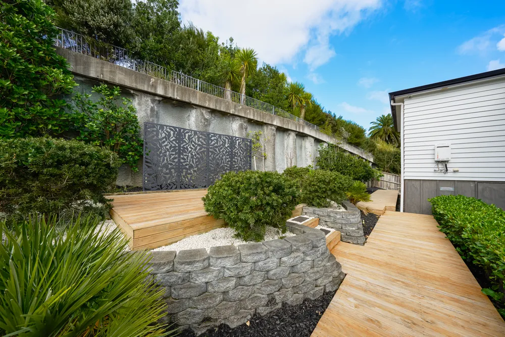 Photos of 39 Colonial Drive
