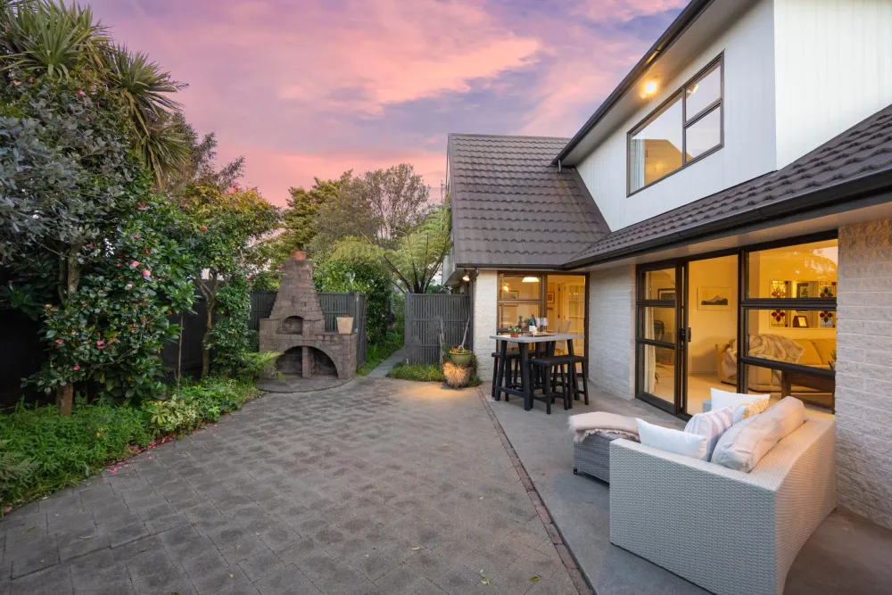 Photos of 77A Waterloo Crescent