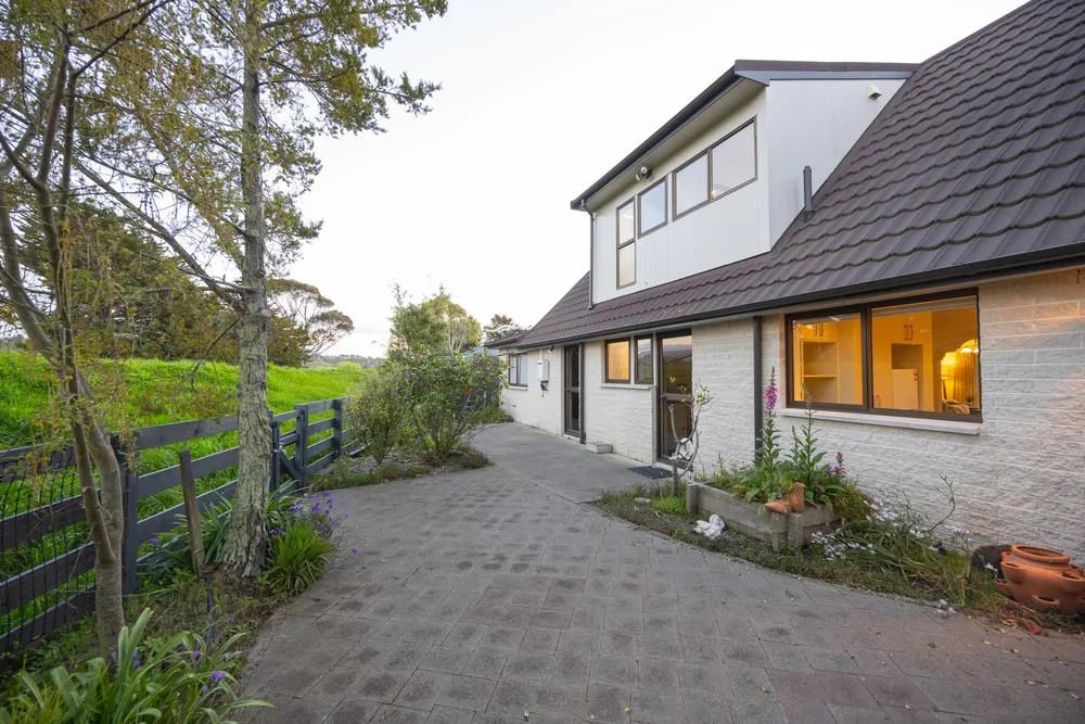 Photos of 77A Waterloo Crescent