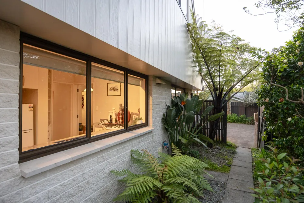 Photos of 77A Waterloo Crescent