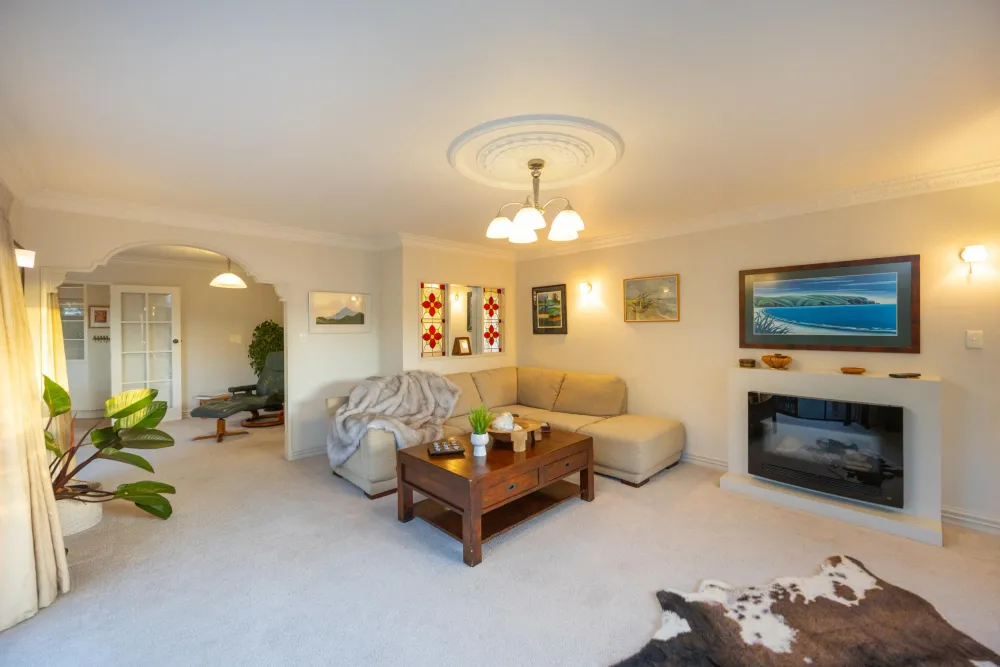 Photos of 77A Waterloo Crescent