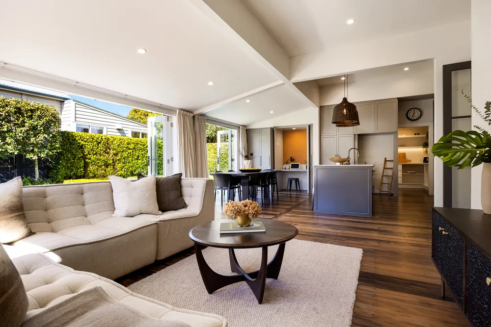 Photos of 6 Ashton Road