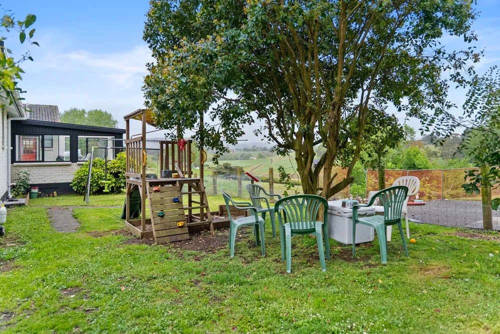 Photos of 540 Runciman Road