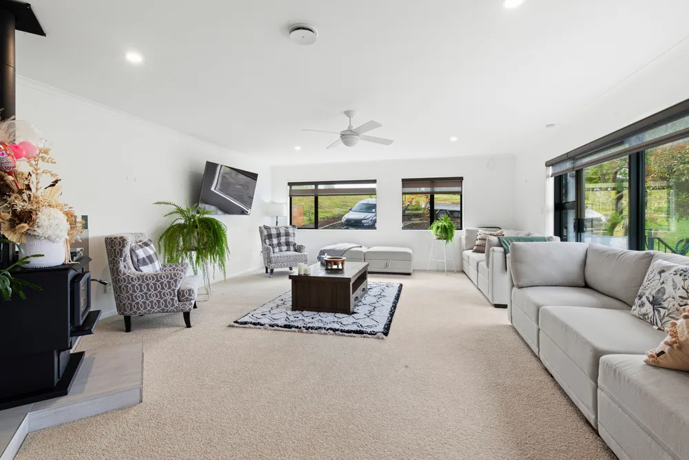 Photos of 540 Runciman Road