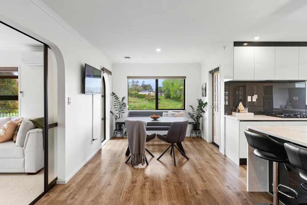 Photos of 540 Runciman Road