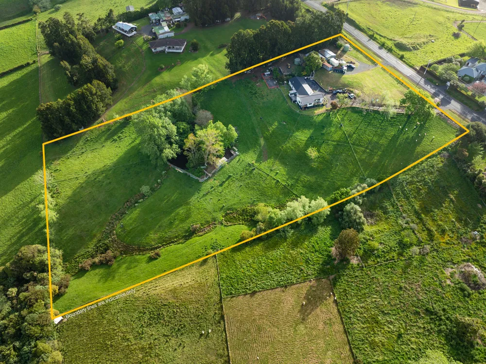 Photos of 540 Runciman Road