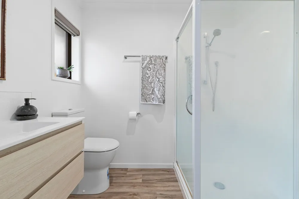 Photos of 540 Runciman Road