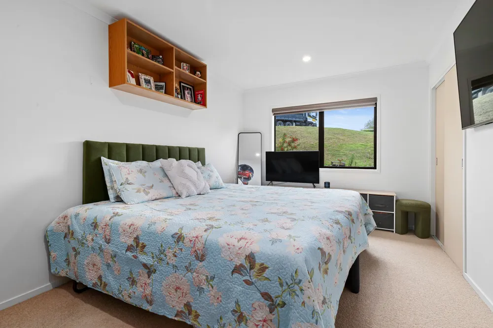 Photos of 540 Runciman Road