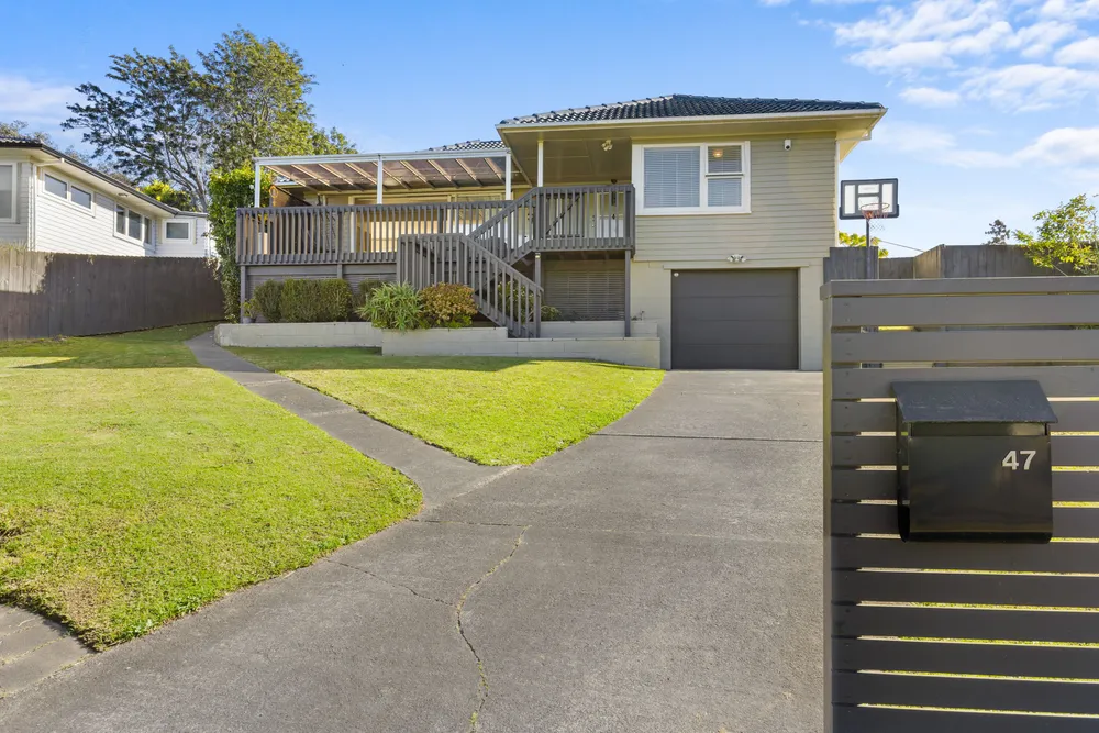 Photos of 47 Ennis Avenue