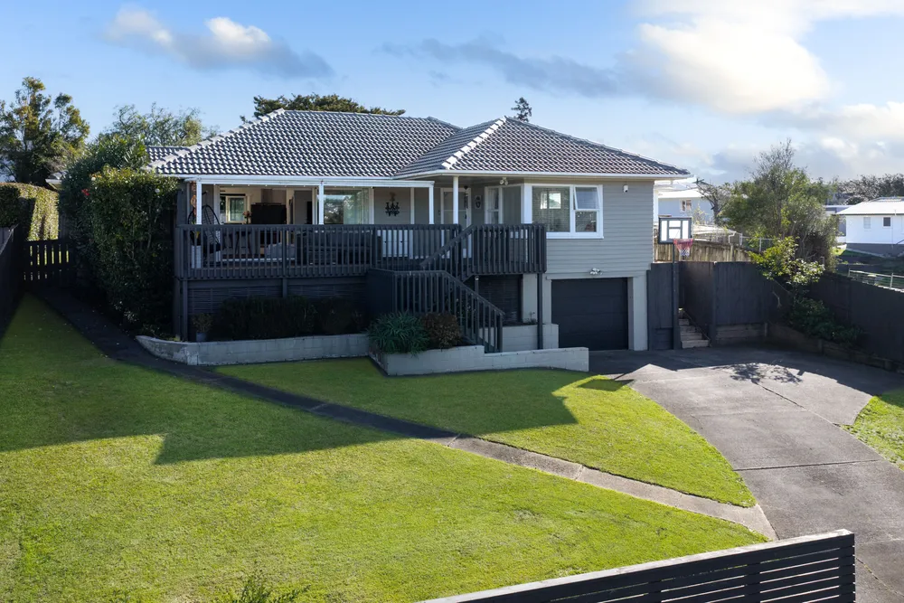 Photos of 47 Ennis Avenue