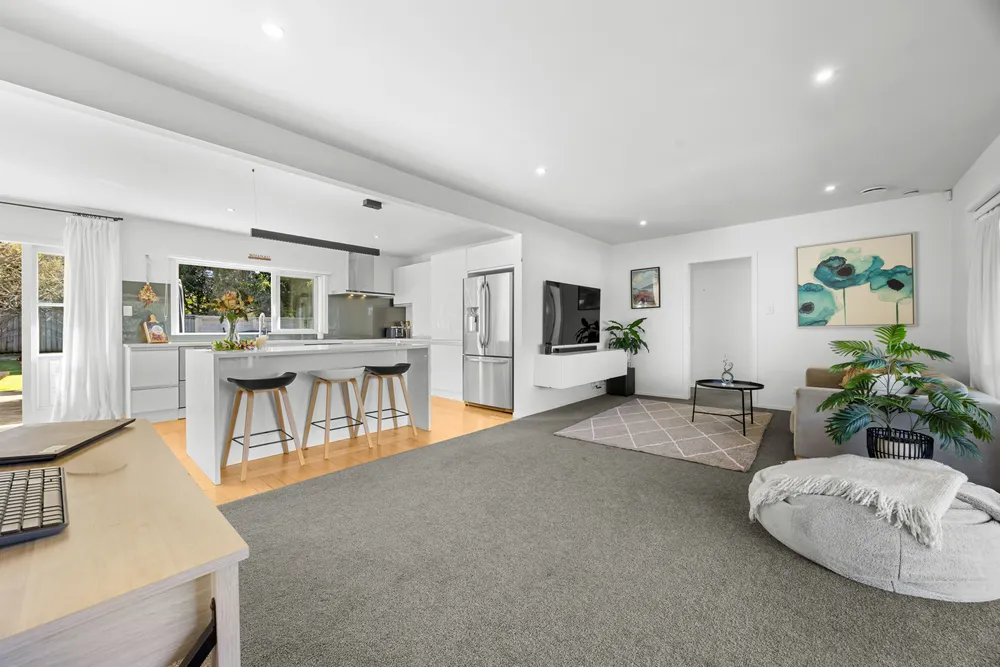 Photos of 47 Ennis Avenue
