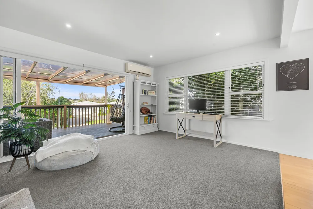 Photos of 47 Ennis Avenue