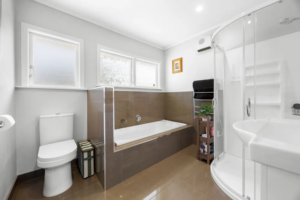 Photos of 47 Ennis Avenue