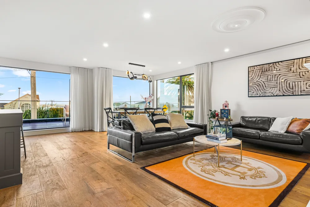 Photos of 72 Jutland Road