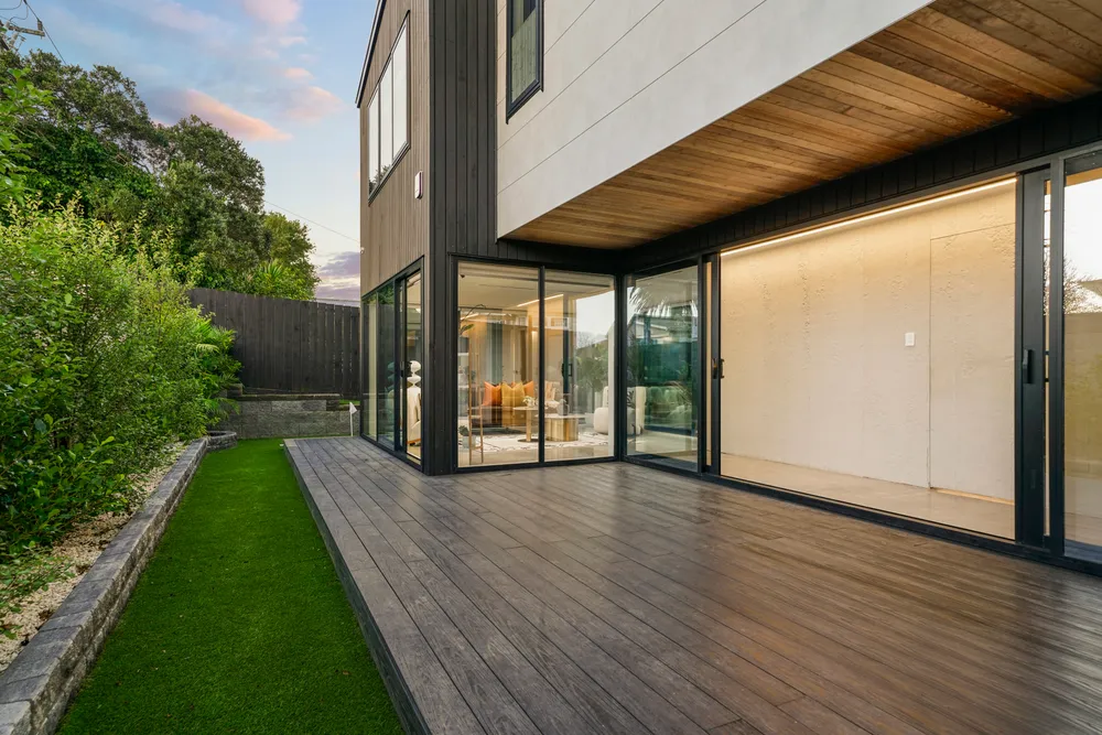 Photos of 72 Jutland Road