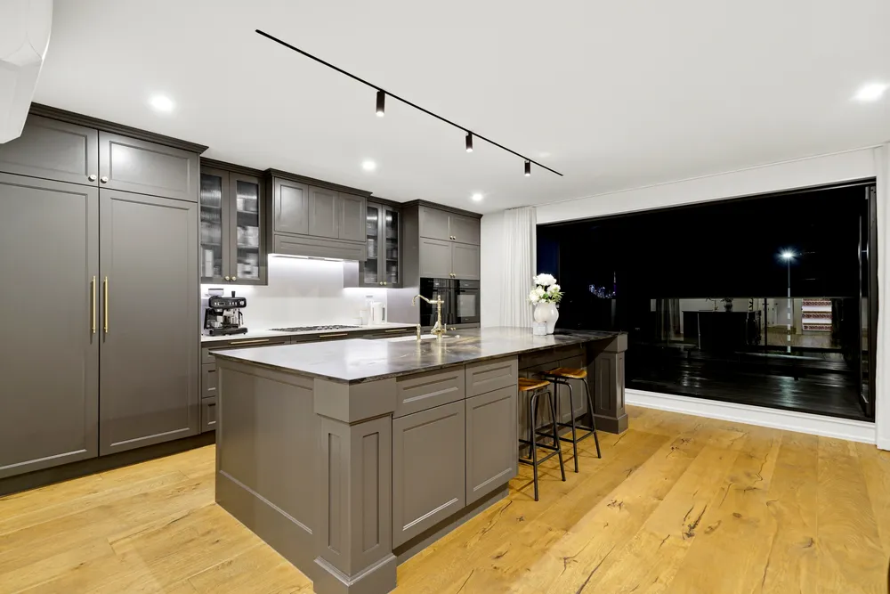Photos of 72 Jutland Road