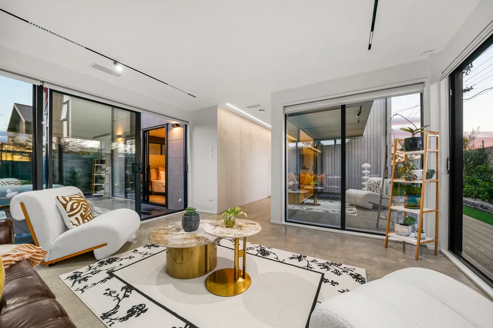 Photos of 72 Jutland Road