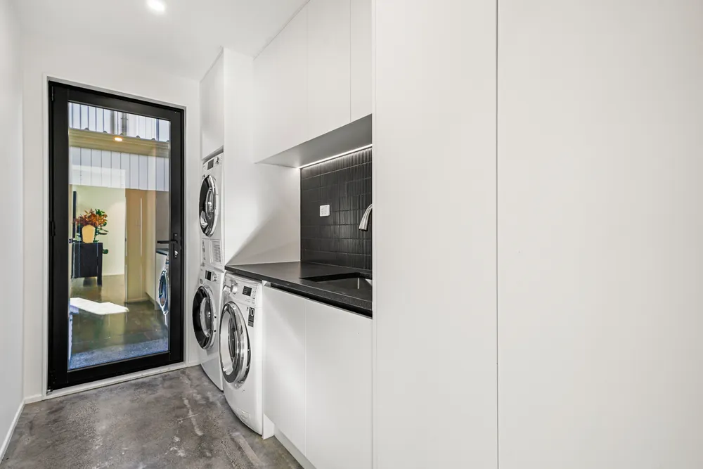 Photos of 72 Jutland Road