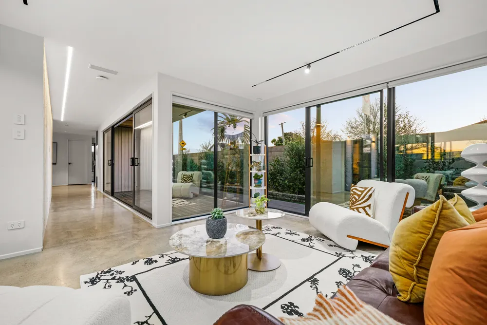 Photos of 72 Jutland Road