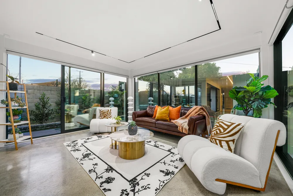 Photos of 72 Jutland Road