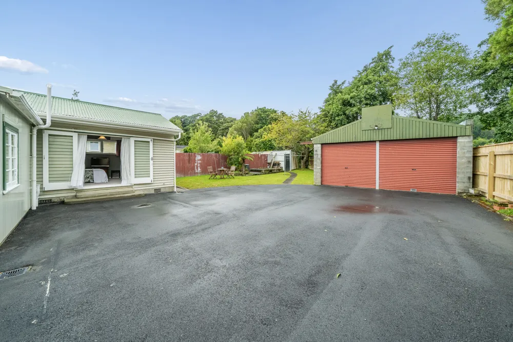 Photos of 4 Birch Grove