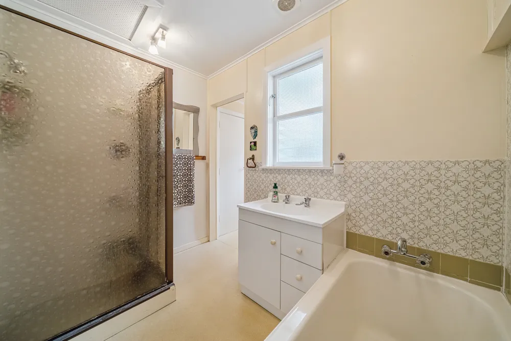 Photos of 4 Birch Grove