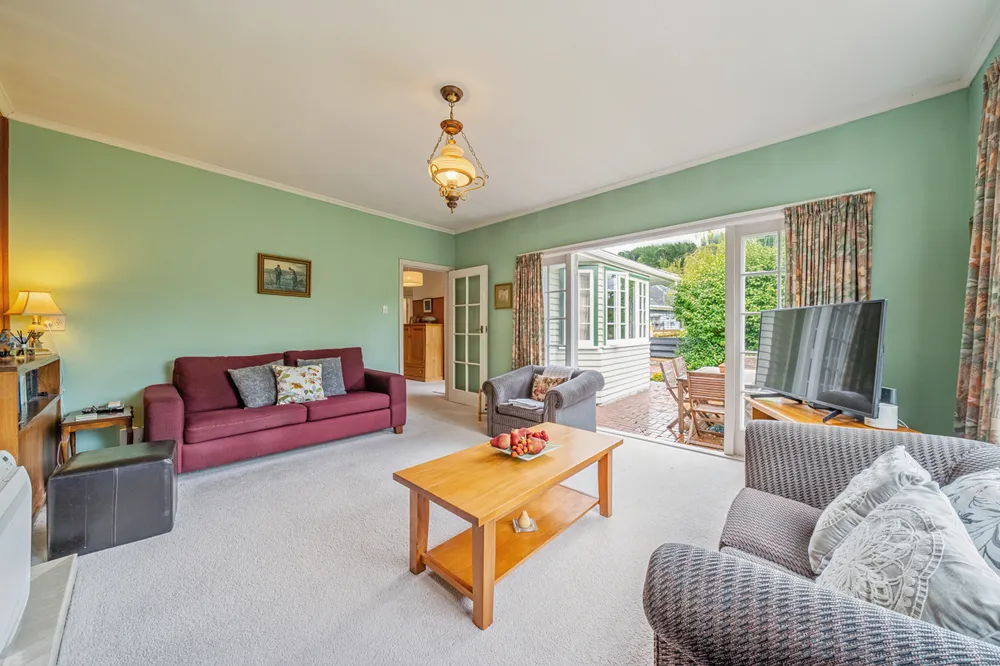 Photos of 4 Birch Grove