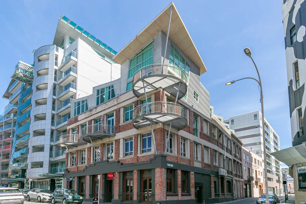 Photos of 335 Ohiro Road