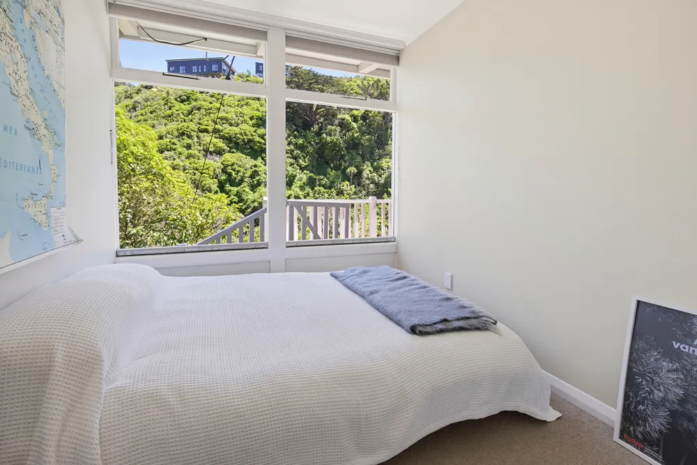 Photos of 335 Ohiro Road