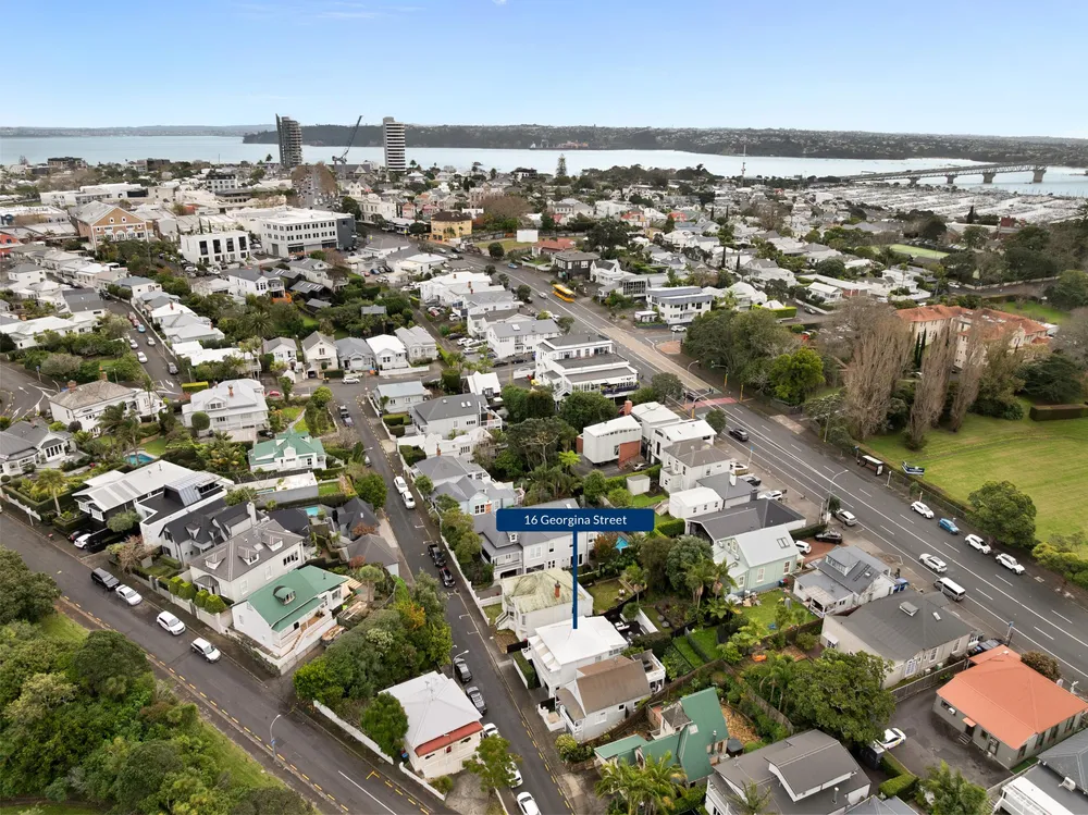 Photos of 16 Georgina Street