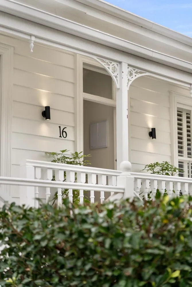 Photos of 16 Georgina Street