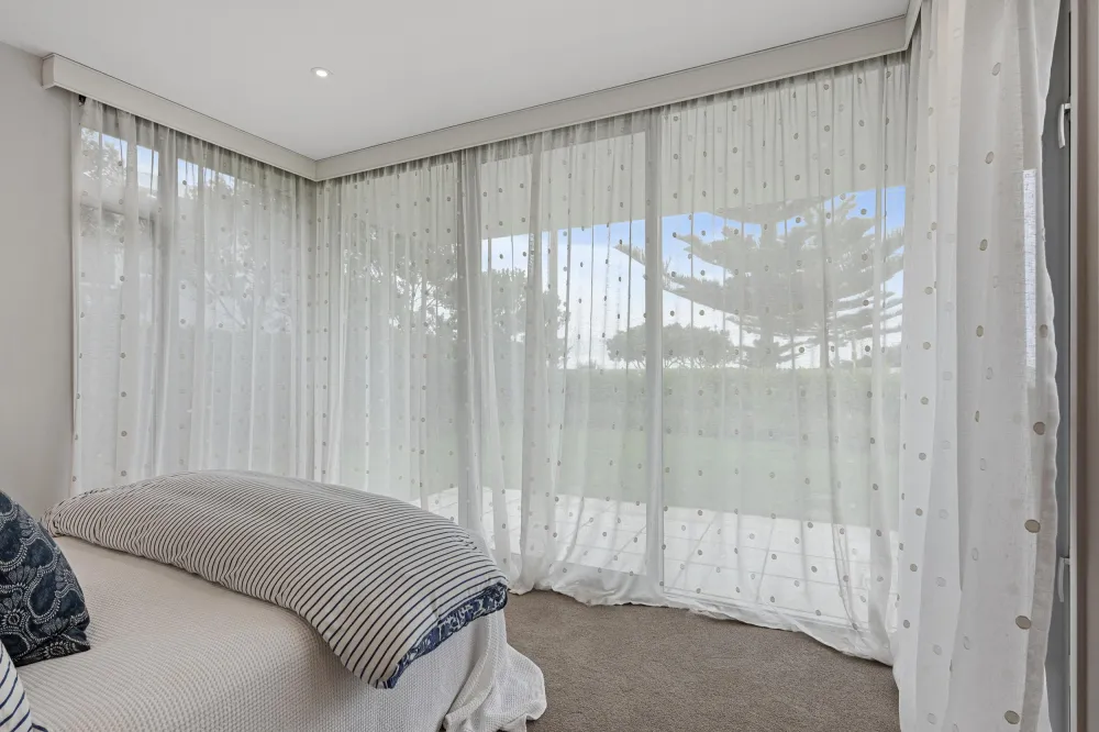 Photos of 2 Burgess Street