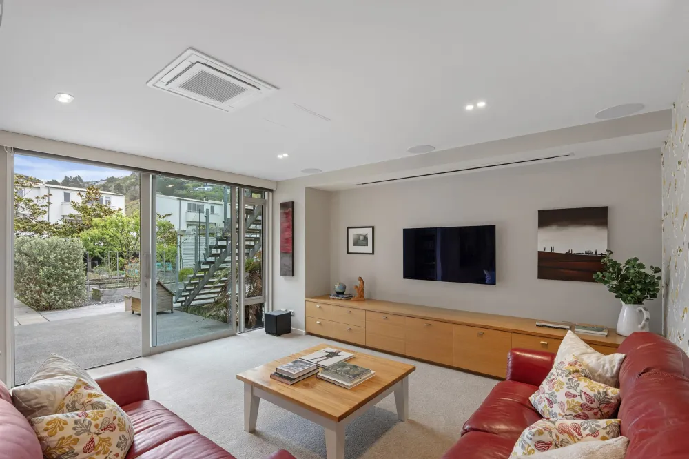 Photos of 2 Burgess Street