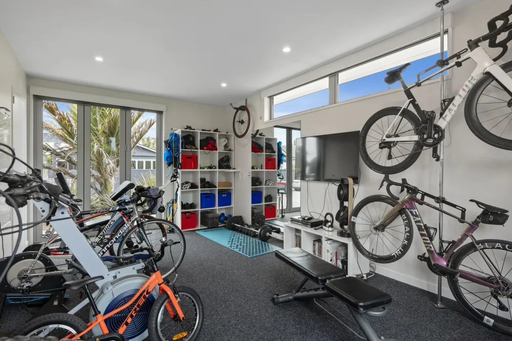 Photos of 2 Burgess Street