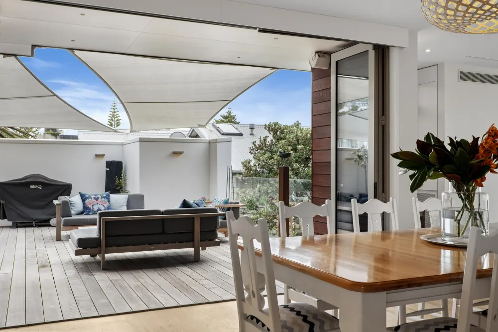 Photos of 2 Burgess Street