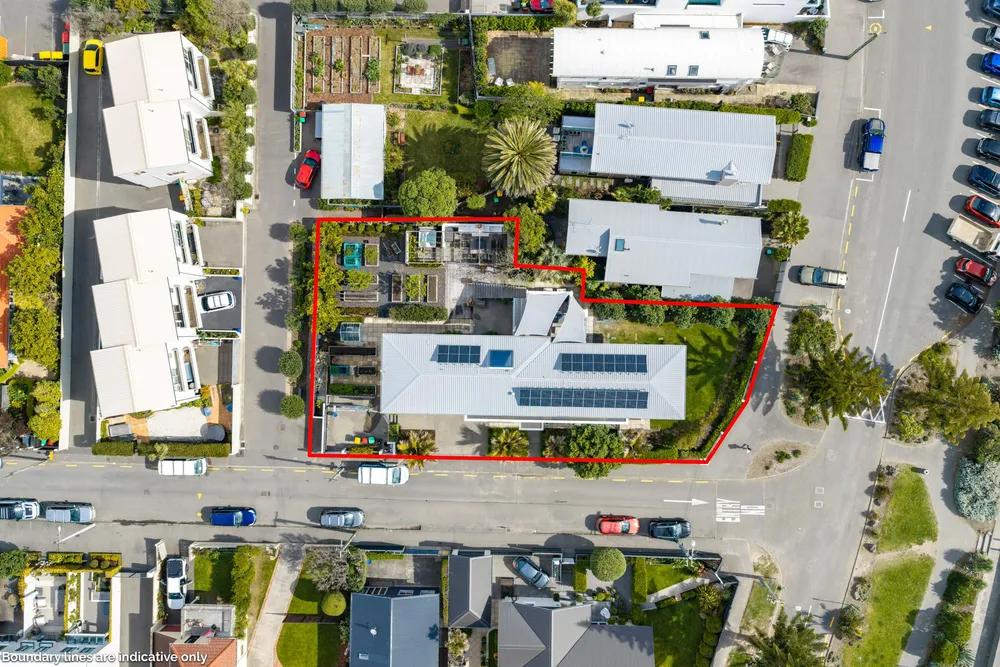 Photos of 2 Burgess Street