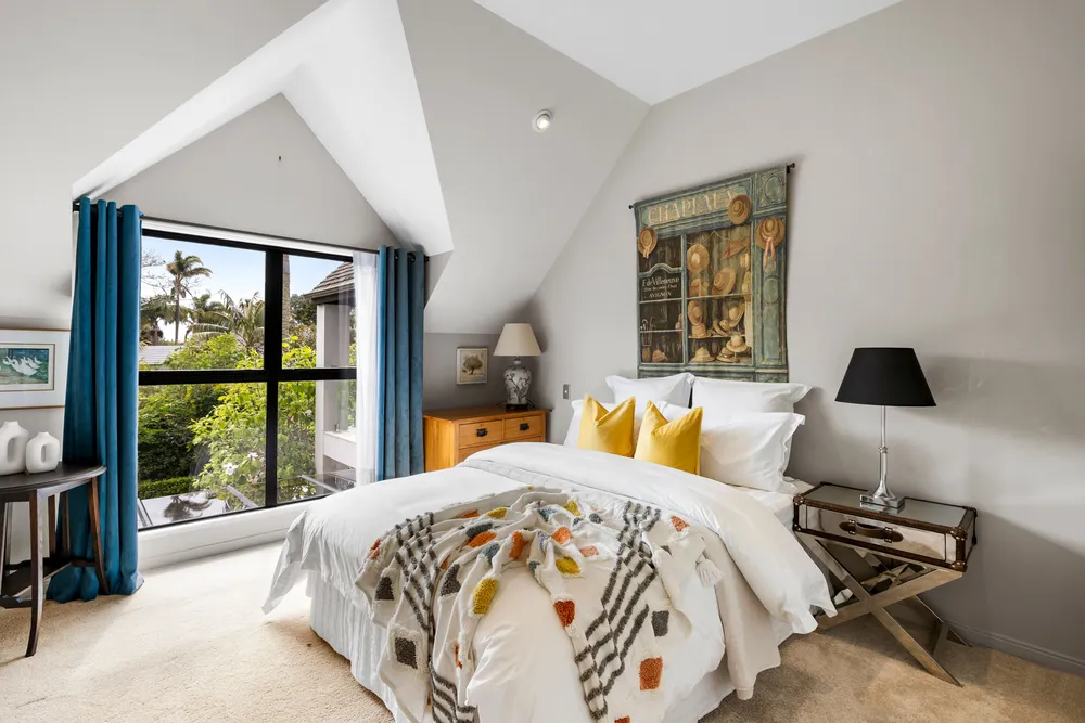 Photos of 8 Loreto Heights