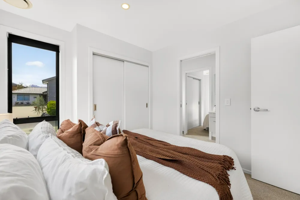 Photos of 17 Cumberland Road