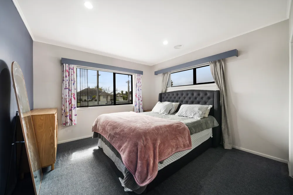 Photos of 29 Hokianga Street