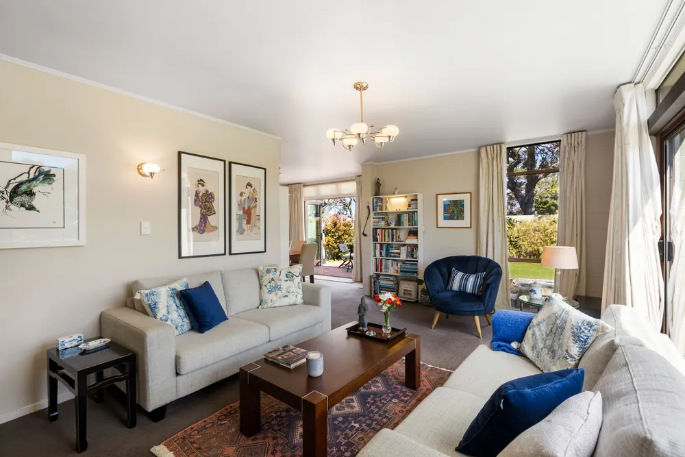 Photos of 339 Riddell Road