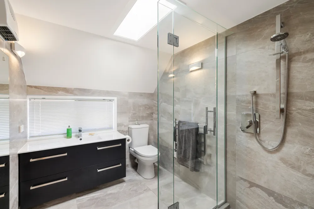 Photos of 339 Riddell Road