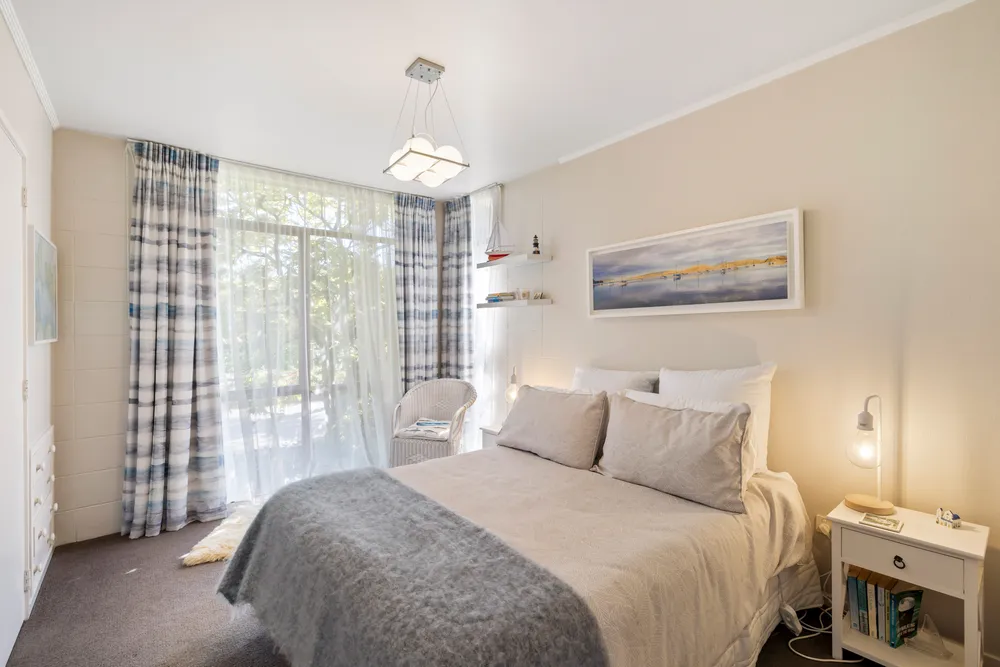 Photos of 339 Riddell Road