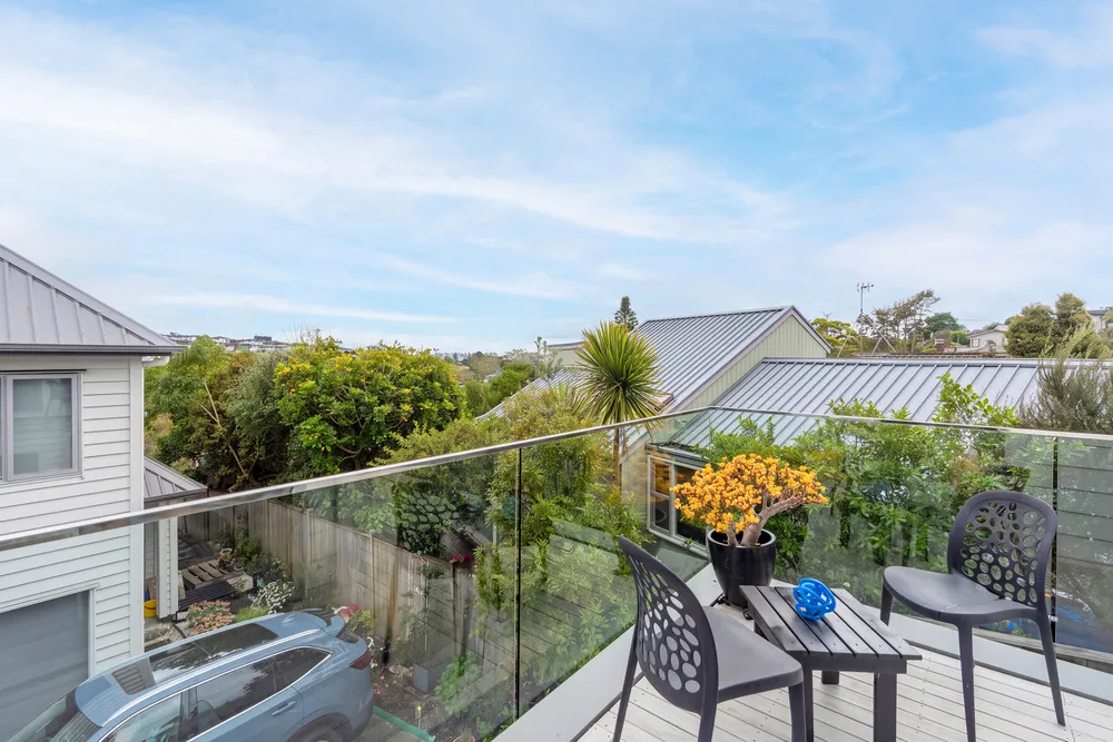 Photos of 11 Manuwai Road