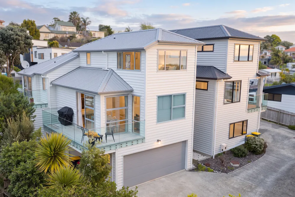 Photos of 11 Manuwai Road