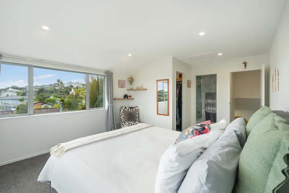 Photos of 11 Manuwai Road