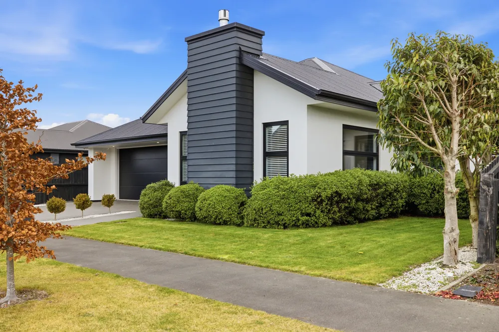 Photos of 28 Karere Avenue