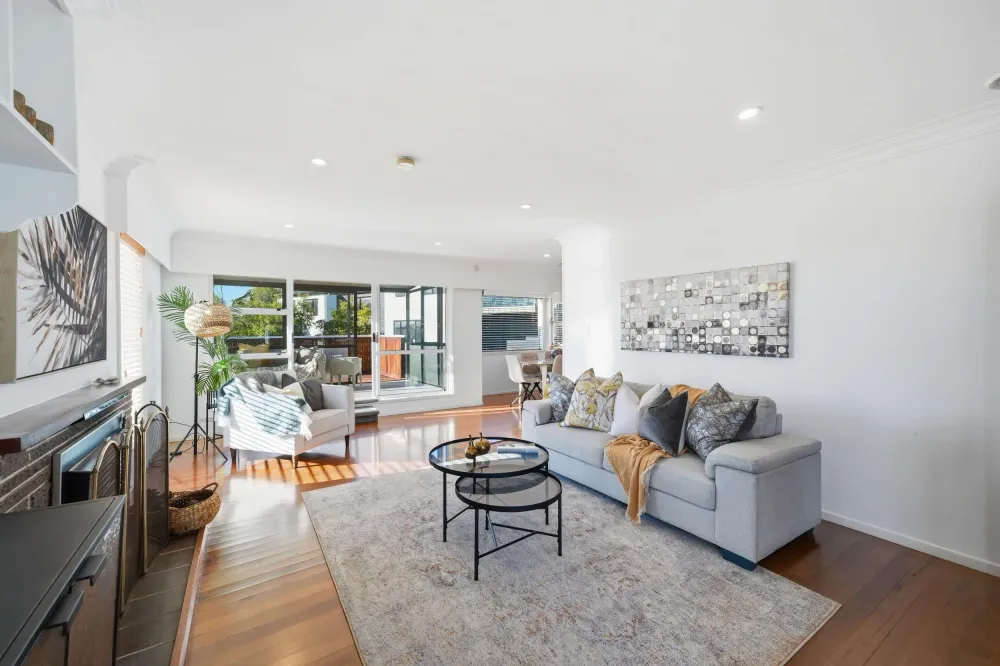 Photos of 1/4 Firth Road