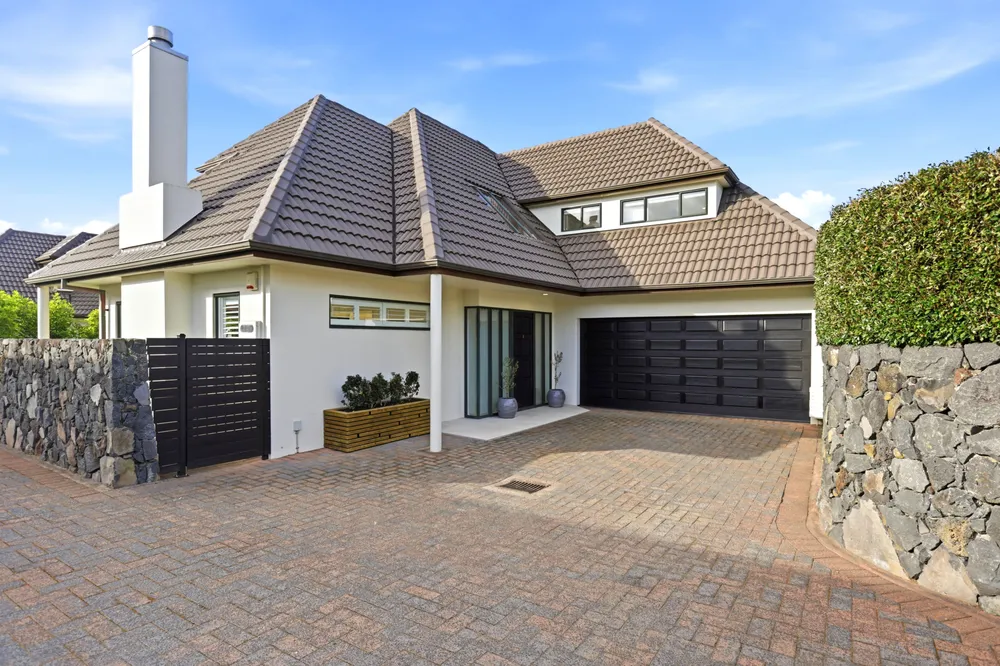 Photos of 16A Seccombes Road