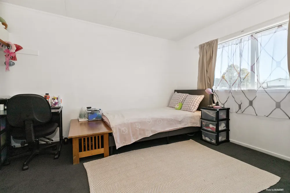 Photos of 1/62 Redcrest Avenue