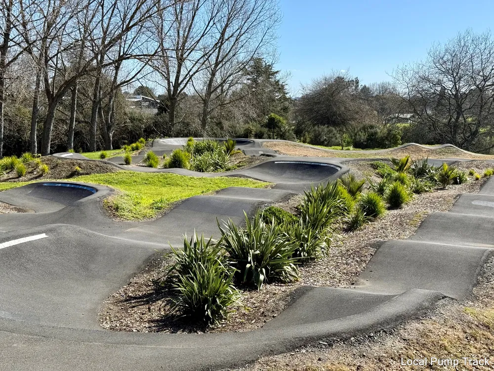 Photos of 1/62 Redcrest Avenue